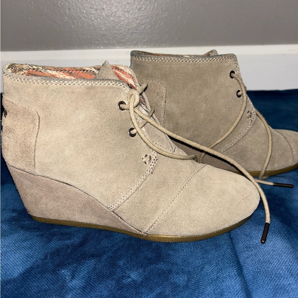 Toms Suede Ankle Boots
